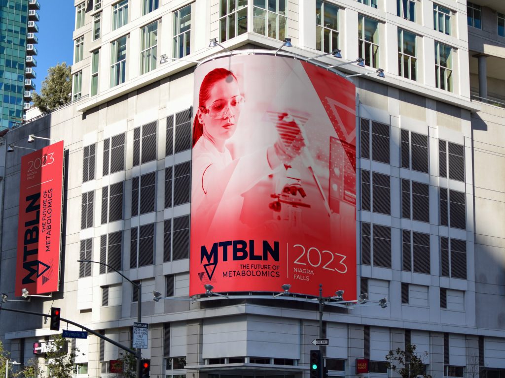 Free-Spectacular-Billboard-Mockup-PSD-scaled